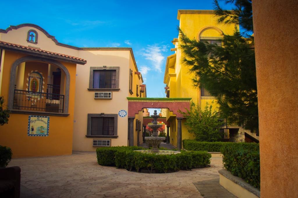 Hotel Suites El Paseo Juárez Exteriör bild