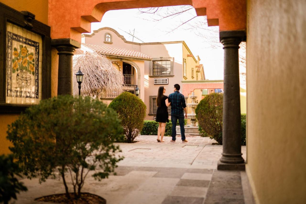 Hotel Suites El Paseo Juárez Exteriör bild